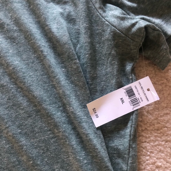 Gap short sleeve light green with navy trim tee size XXL - Picture 2 of 6